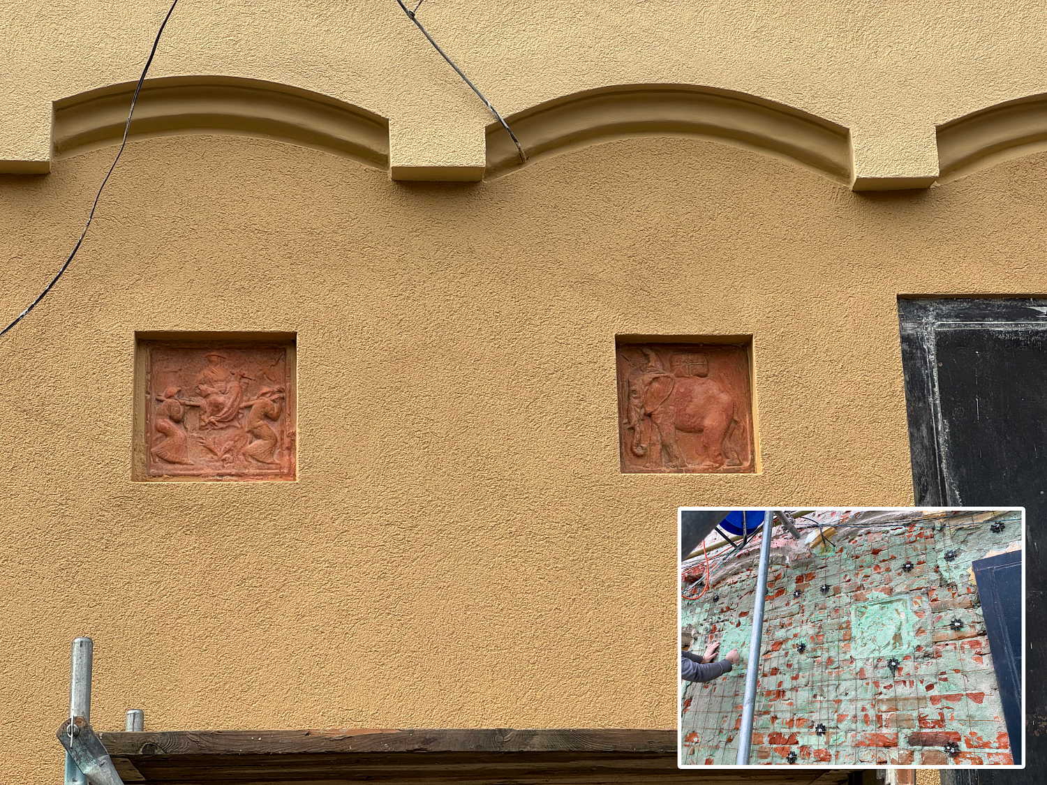 Возвращение символов на фасад исторического дома